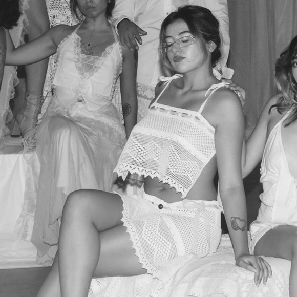 Meet your Posher, Victoria - Picture 2 of 2